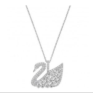 New Swarovski swan pendant necklace